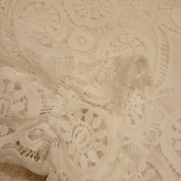 Ivory Lace Square neck top - Picture 3 of 4